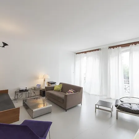 Veeve - Contemporary Chic By Place De La Nation Париж