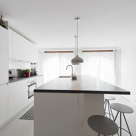 Апартаменты Veeve - Contemporary Chic By Place De La Nation Париж