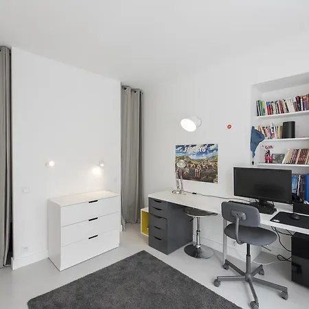 Апартаменты Veeve - Contemporary Chic By Place De La Nation Париж